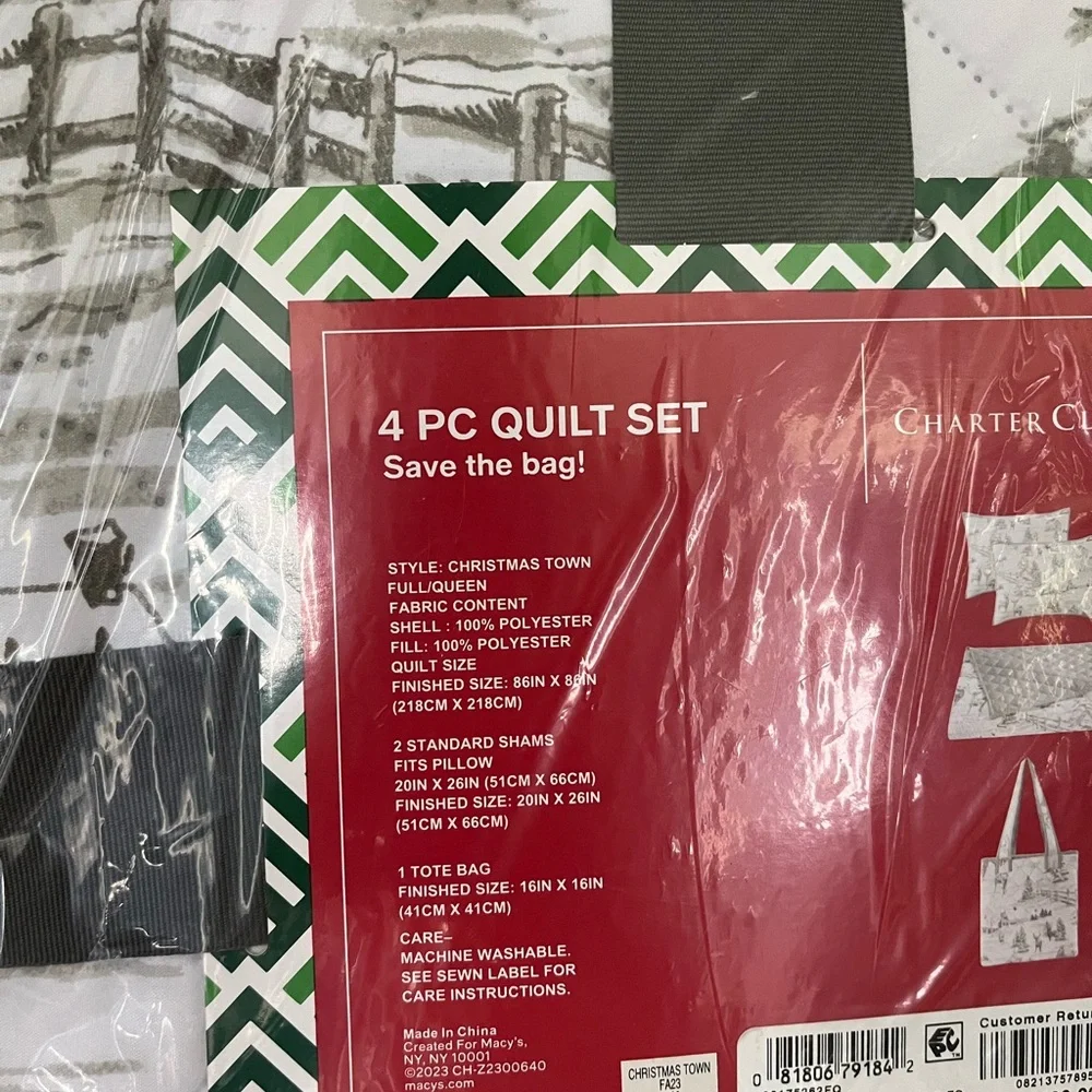 The holiday collection full/queen four piece quilt set new with tags
